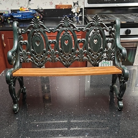 Home Interiors Other - Vintage. Home Interior Ornate Green and Brown Decorative Bench